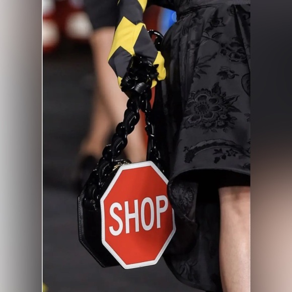 Moschino Handbags - Stunning brand new Moschino Milano runway “SHOP” bag